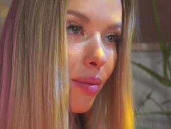 agent_blonde — Chaturbate recorded stream image, 04.10.2025 17:30