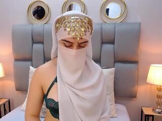 Aliah Manzur — Flirt4free recorded stream screenshot (05 Oct 2025)