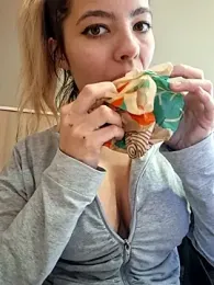 allinqueen — Stripchat recorded stream image, 19.02.2025 07:00