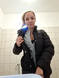 allinqueen — Stripchat recorded stream image, 19.02.2025 07:00