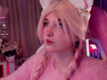 HoneyCherry — Bongacams recorded stream image, 05.10.2025 17:20