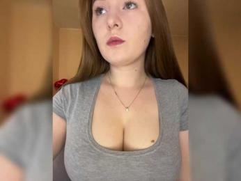 AlinaRay — Bongacams recorded stream image, 19.02.2025 14:20