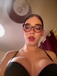 Carlita_cute — Stripchat recorded stream screenshot (07 Oct 2025)