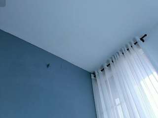 mollyybloom — Camsoda recorded stream image, 08.10.2025 15:10