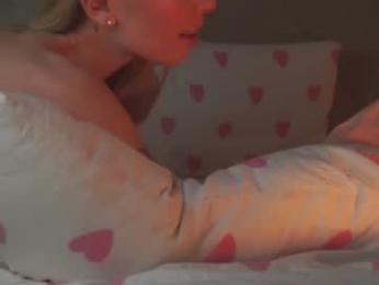 agent_blonde — Chaturbate recorded stream image, 09.10.2025 18:40