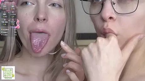 MaeEversley — Stripchat recorded stream screenshot (12 Oct 2025)