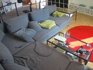 voyeurcam-julmodels-living-3 — Camsoda recorded stream image, 09.10.2025 18:00