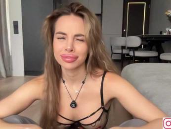 diffgirls1-1 — Bongacams recorded stream image, 14.10.2025 11:30