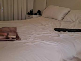 Bella_Byers — Bongacams recorded stream screenshot (14 Oct 2025)