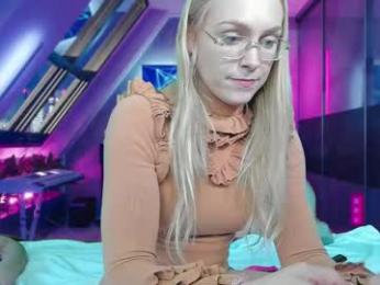 siswet19 — Chaturbate recorded stream screenshot (20 Feb 2025)