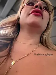 DIANITA_1988 — Stripchat recorded stream image, 16.10.2025 15:00