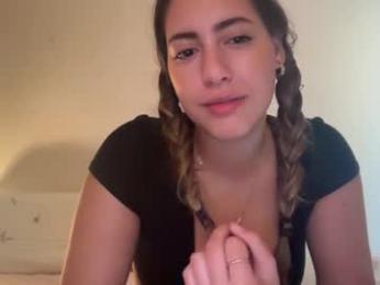 sieena — Chaturbate recorded stream screenshot (16 Oct 2025)