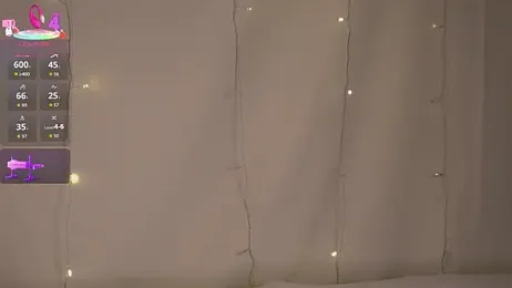AnnyBangs — Stripchat recorded stream image, 17.10.2025 08:30