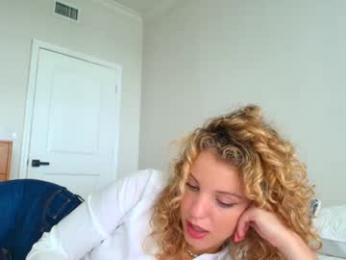 theislandgirl — Chaturbate recorded stream screenshot (20 Feb 2025)