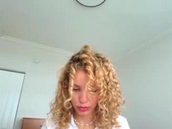 theislandgirl — Chaturbate recorded stream screenshot (20 Feb 2025)