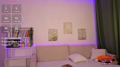 Betty_Twinkle — Stripchat recorded stream image, 17.10.2025 21:20