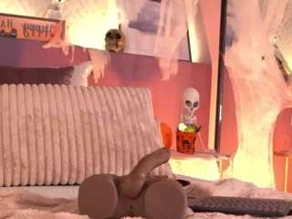 ellediane — Camsoda recorded stream screenshot (17 Oct 2025)