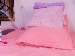 bss-naia — Camsoda recorded stream screenshot (18 Oct 2025)