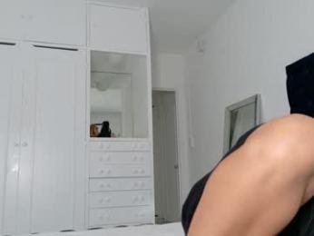 theislandgirl — Chaturbate recorded stream screenshot (18 Oct 2025)