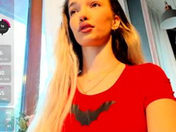 sassyt33n — Chaturbate recorded stream image, 19.10.2025 08:00