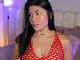 gabytorres — Camsoda recorded stream image, 20.10.2025 13:00