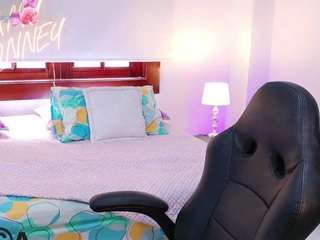 amyhonney — Camsoda recorded stream screenshot (20 Oct 2025)