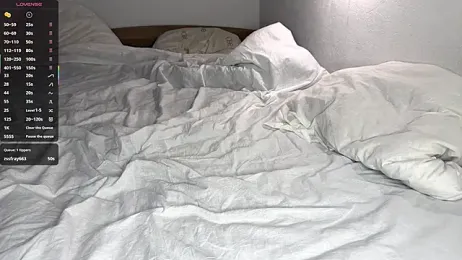 FruityXo — Stripchat recorded stream image, 20.10.2025 11:30