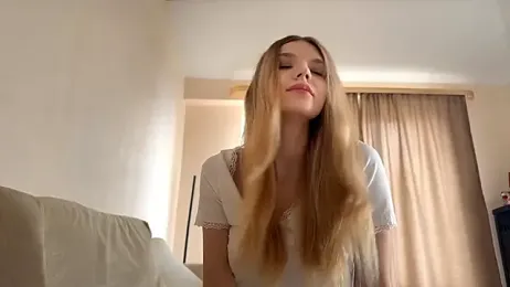FruityXo — Stripchat recorded stream image, 20.10.2025 11:30