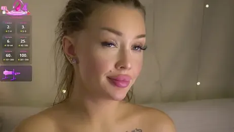 AnnyBangs — Stripchat recorded stream image, 22.10.2025 08:40