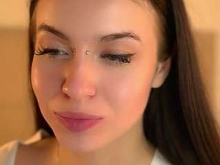 leilagladish — Camsoda recorded stream image, 25.10.2025 07:10