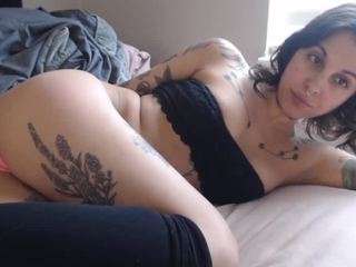 dahliaexotica — Camsoda recorded stream image, 21.02.2025 21:20