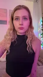 LunaRase — Stripchat recorded stream screenshot (27 Oct 2025)