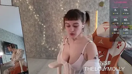 LolyMolli — Stripchat recorded stream image, 27.10.2025 11:00
