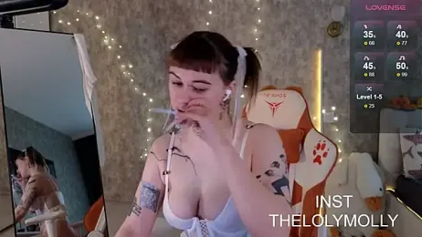 LolyMolli — Stripchat recorded stream image, 27.10.2025 11:00