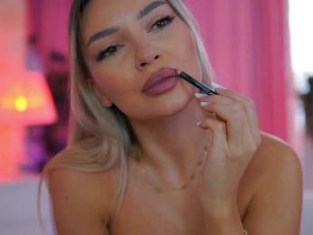 ArtTeasee — Bongacams recorded stream image, 27.10.2025 09:30