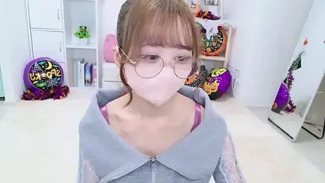 chihiro_ri — Stripchat recorded stream image, 27.10.2025 17:00