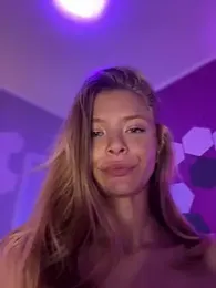 AnastasiaAniess — Stripchat recorded stream screenshot (27 Oct 2025)