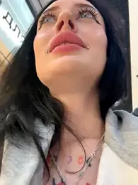 Melissa_crazy — Stripchat recorded stream screenshot (28 Oct 2025)