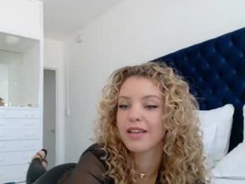 theislandgirl — Chaturbate recorded stream screenshot (31 Oct 2025)