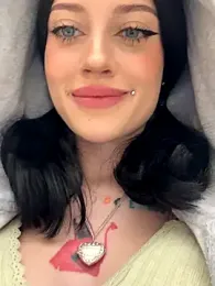 Melissa_crazy — Stripchat recorded stream screenshot (05 Nov 2025)