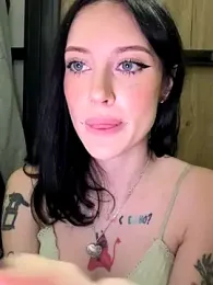 Melissa_crazy — Stripchat recorded stream screenshot (05 Nov 2025)