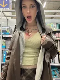 Melissa_crazy — Stripchat recorded stream screenshot (05 Nov 2025)