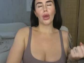 libbyloveheartx — Chaturbate recorded stream screenshot (08 Nov 2025)