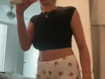 camiliakxoxo — Chaturbate recorded stream image, 08.11.2025 13:10