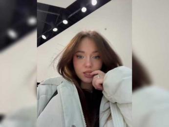 OlivkaVif — Bongacams recorded stream screenshot (08 Nov 2025)