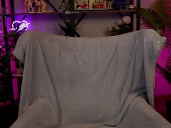 Careful_i_Bite — Bongacams recorded stream image, 08.11.2025 17:00