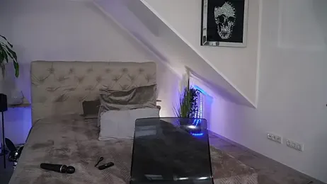 hotmilfbitch — Stripchat recorded stream screenshot (13 Nov 2025)