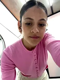 alana15 — Stripchat recorded stream image, 13.11.2025 22:20