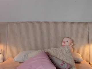 susan-zc — Camsoda recorded stream screenshot (14 Nov 2025)