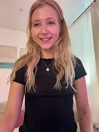 LunaRase — Stripchat recorded stream screenshot (15 Nov 2025)